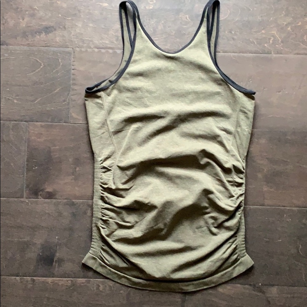 Lululemon Seamless high neck open back tank